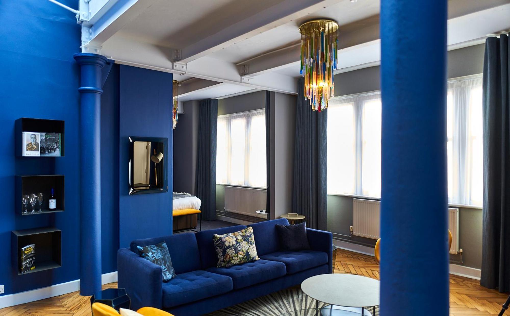 Abode 4*